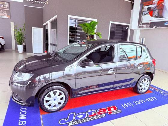 RENAULT SANDERO 1.0 EXPRESSION 16V FLEX 4P MANUAL RENAULT SANDERO 1.0 EXPRESSION 16V FLEX 4P MANUAL